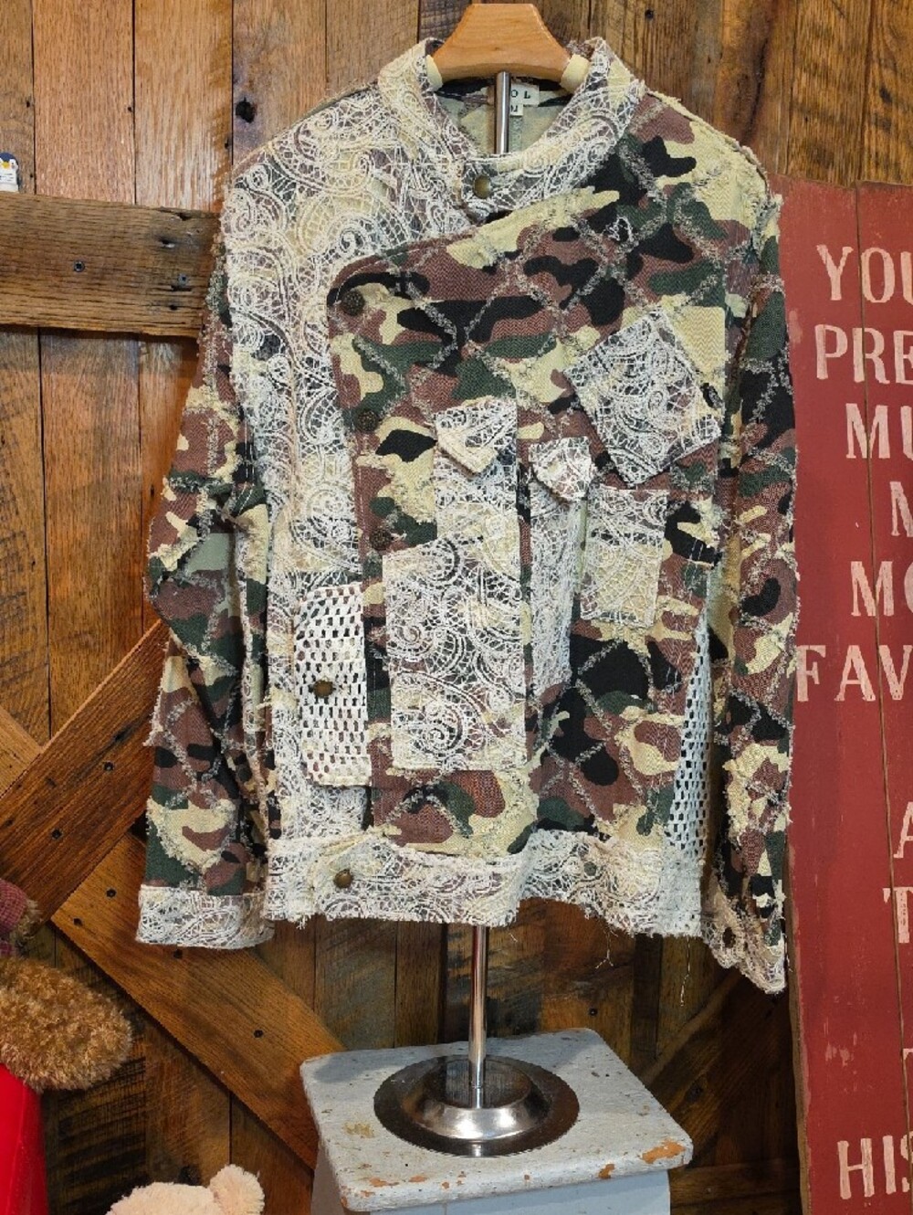 051p POL Patchwork Camouflage and Lace Jacket in Green and Brown - Picture 16 of 16